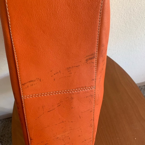 Cole Haan Orange Leather
Drawstring Hobo Bucket Shoulder Bag With Matching Belt - Picture 14 of 16